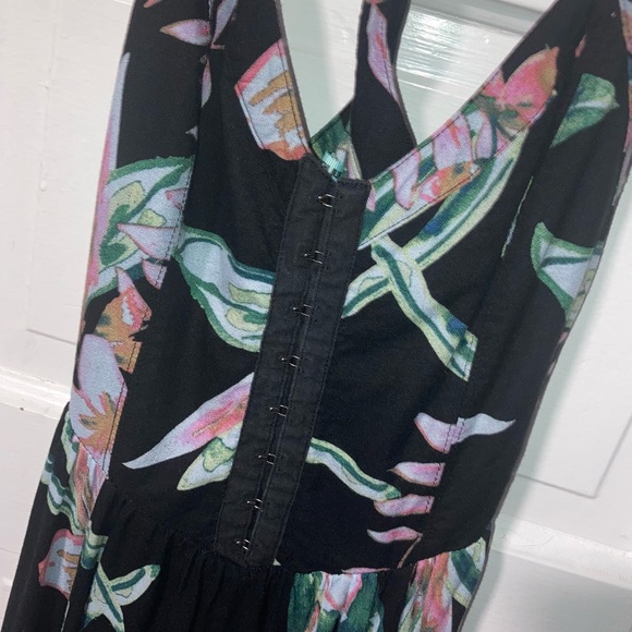 Anthropologie Kimchi Blue Bermuda Nights Hook + Loop Midi Dress size 2 - Picture 2 of 6